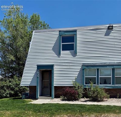 Photo of 3035 E Fountain Boulevard, Colorado Springs, CO 80910 (MLS # 7939982)