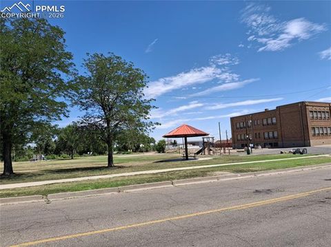 Tiny photo for 118 E Mesa Avenue, Pueblo, CO 81006 (MLS # 5326182)