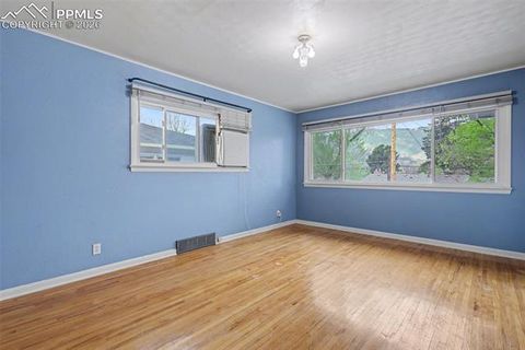 Tiny photo for 710 N 30th Street, Colorado Springs, CO 80904 (MLS # 4239306)