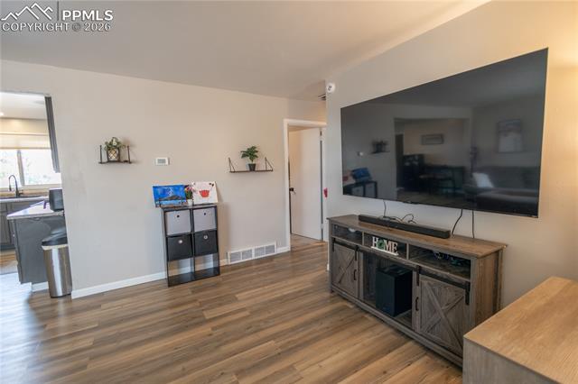 1804 Lark Bunting Lane