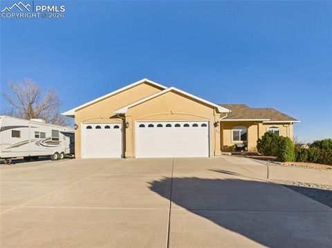 Photo of 36 S Rolling Prairie Drive, Pueblo West, CO 81007 (MLS # 1915480)