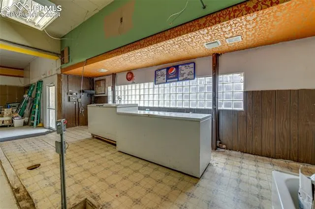 Florence, Colorado 81226, United States, ,Commercial,Active,45860