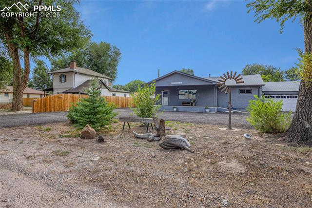 2074 Oriole Road