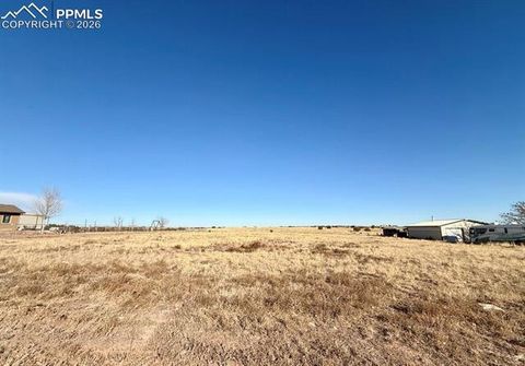 Photo of 970 S Charlo Drive, Pueblo, CO 81007 (MLS # 4410705)
