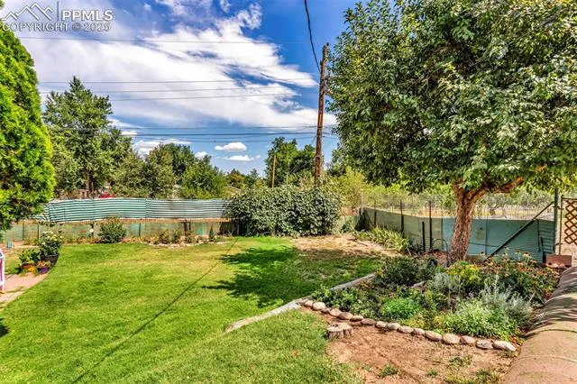 Canon City, Colorado 81212, United States, 2 Bedrooms Bedrooms, ,1 BathroomBathrooms,Residential,Active,196723