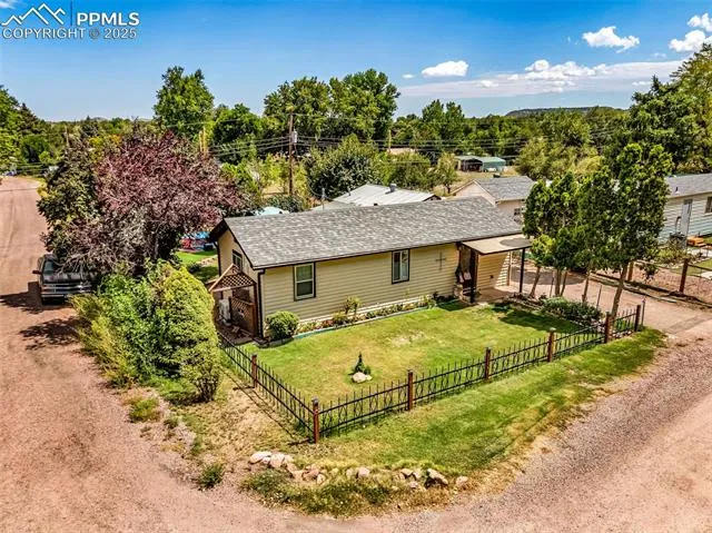 Canon City, Colorado 81212, United States, 2 Bedrooms Bedrooms, ,1 BathroomBathrooms,Residential,Active,196723