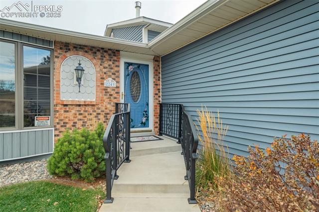 2249 Glenwood Circle