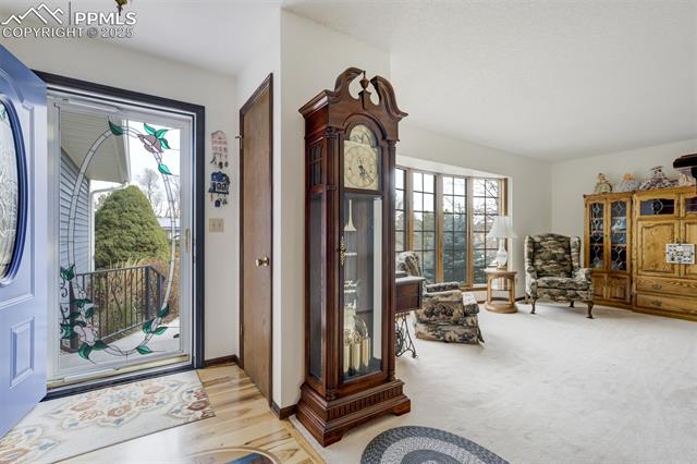 2249 Glenwood Circle