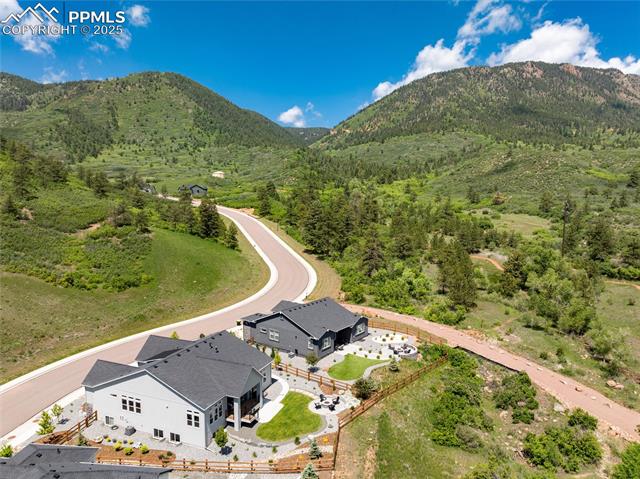5225 Mesa Top Drive