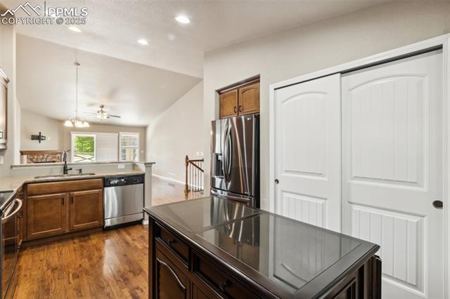 6535 Forest Thorn Court