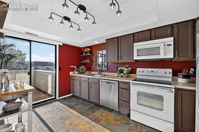 480 W Rockrimmon Boulevard B