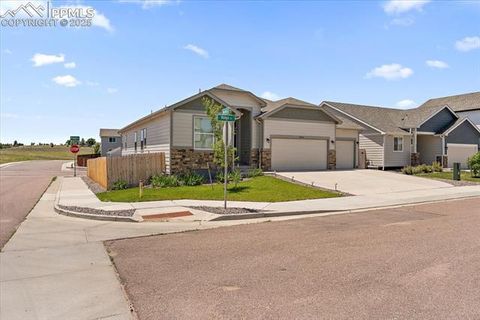 Photo of 6886 Volga Drive, Colorado Springs, CO 80925 (MLS # 9378206) Photo of 6886 Volga Drive, Colorado Springs, CO 80925 (MLS # 9378206)