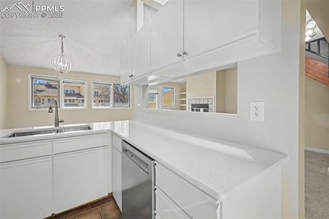 Tiny photo for 581 Observatory Drive, Colorado Springs, CO 80904 (MLS # 9354884)