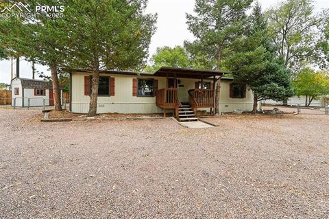 Photo of 30 Shangra La Drive, Colorado Springs, CO 80907 (MLS # 5682238)