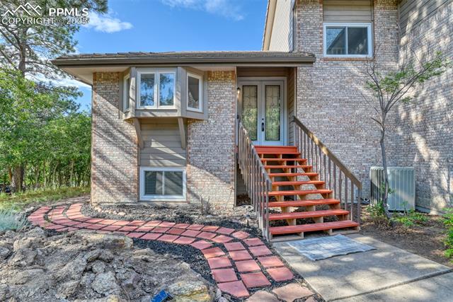 7074 Oak Valley Drive