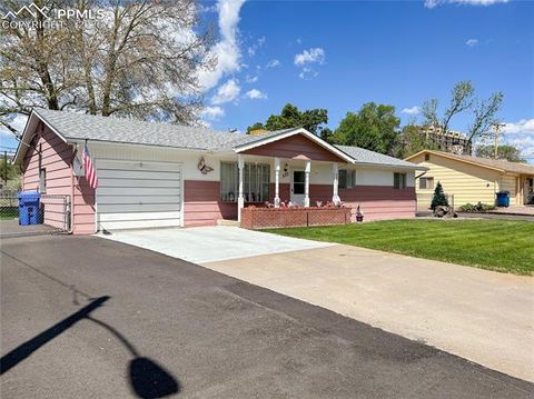 Photo of 327 W Circle Drive, Canon City, CO 81212 (MLS # 2884721)