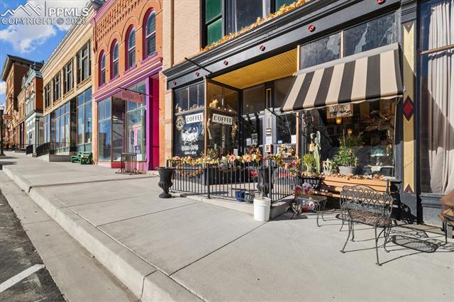 Properties For Sale Listings 301 Victor Avenue