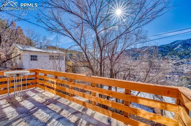 Manitou Springs, Colorado 80829, United States, 2 Bedrooms Bedrooms, ,1 BathroomBathrooms,Residential,Active,5362