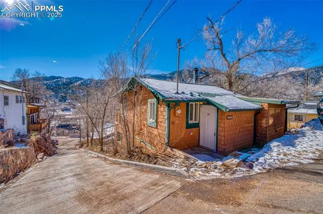 Manitou Springs, Colorado 80829, United States, 2 Bedrooms Bedrooms, ,1 BathroomBathrooms,Residential,Active,5362