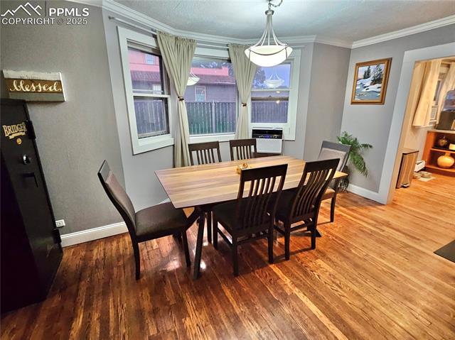 317 E Abriendo Avenue - Photo 2