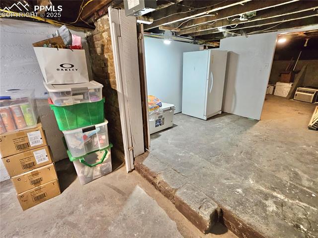 317 E Abriendo Avenue - Photo 3