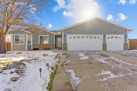 7152 Cliffrose Drive Colorado Springs CO 80925