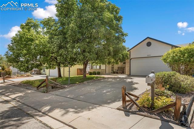 2213 W Twinflower Drive