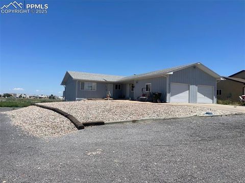 Photo of 629 E Clarion Drive, Pueblo West, CO 81007 (MLS # 2605185) Photo of 629 E Clarion Drive, Pueblo West, CO 81007 (MLS # 2605185)