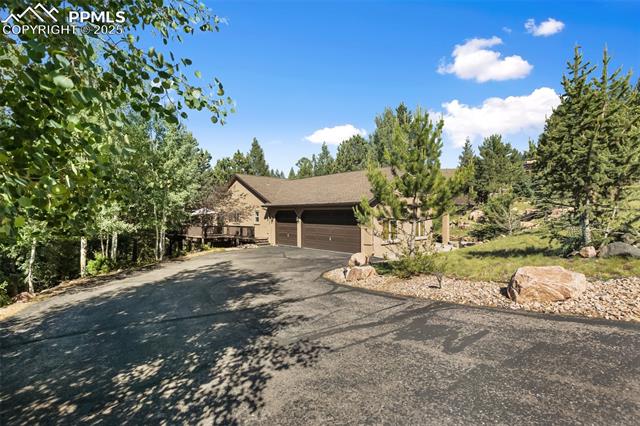 1380 Crestview Way