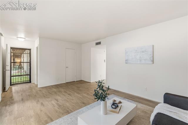 2902 Airport Road 136