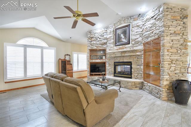 19285 Indian Summer Lane