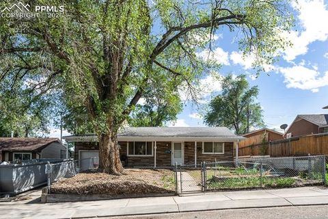 Photo of 2101 Salt Drive, Colorado Springs, CO 80910 (MLS # 2160203)