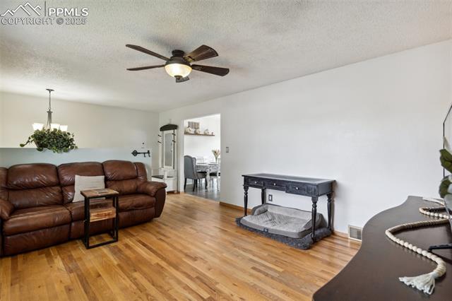 4035 Cantrell Drive