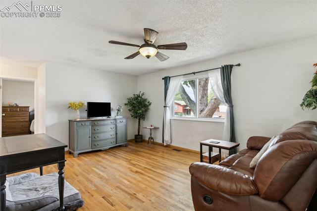 4035 Cantrell Drive