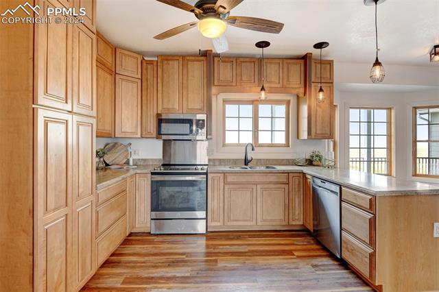 24350 Longhorn Trail