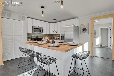 Tiny photo for 724 E Costilla Street, Colorado Springs, CO 80903 (MLS # 1528963)