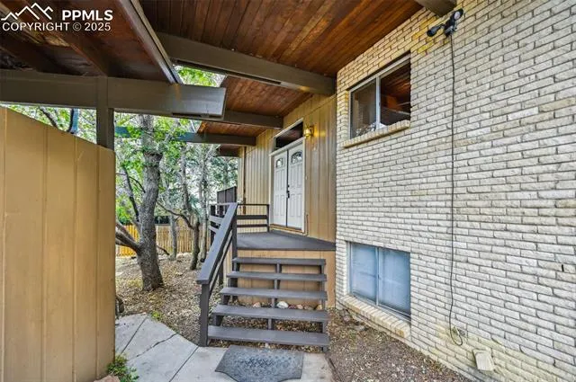 Colorado Springs, Colorado 80906, United States, 4 Bedrooms Bedrooms, ,3 BathroomsBathrooms,Residential,Active,181715