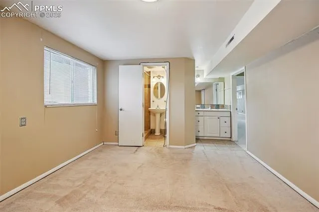 Colorado Springs, Colorado 80906, United States, 4 Bedrooms Bedrooms, ,3 BathroomsBathrooms,Residential,Active,181715