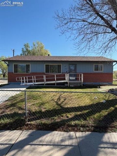 Photo of 1337 Maxwell Street, Colorado Springs, CO 80906 (MLS # 5570030)