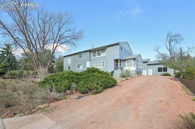 1055 N 18th Street