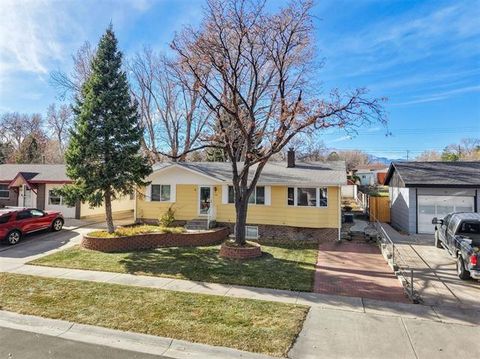 Tiny photo for 718 Querida Drive, Colorado Springs, CO 80909 (MLS # 6794088)