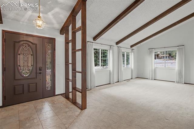 806 Point Of The Pines Drive