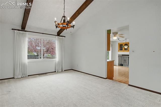 806 Point Of The Pines Drive