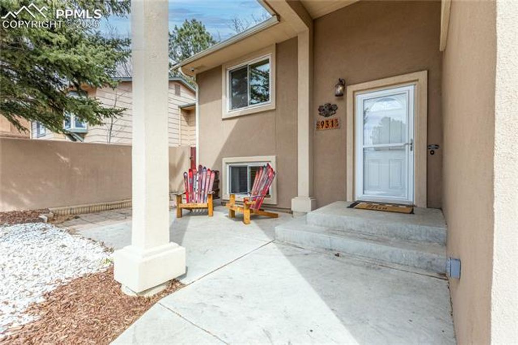 listing image 0