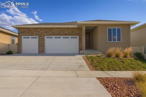 Photo of 1914 Cuchara Drive, Pueblo, CO 81001 (MLS # 3546136)