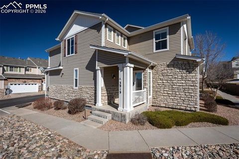 Photo of 3919 Diamond Ridge View, Colorado Springs, CO 80918 (MLS # 4459475)