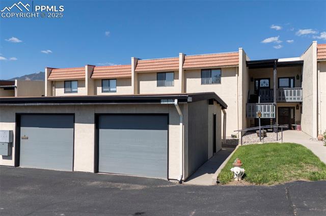 910 Fontmore Road B