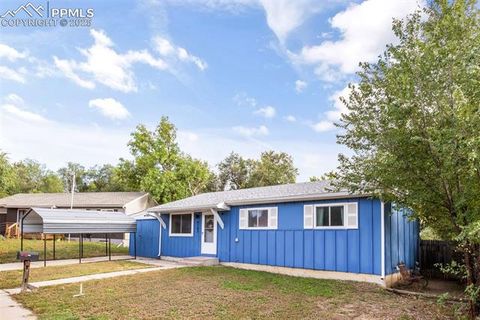 Tiny photo for 4107 Keats Place, Colorado Springs, CO 80910 (MLS # 8271962)