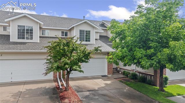 1749 Victorian Point