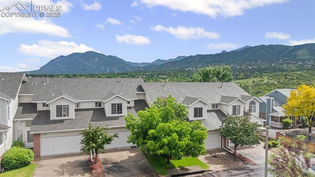 1749 Victorian Point